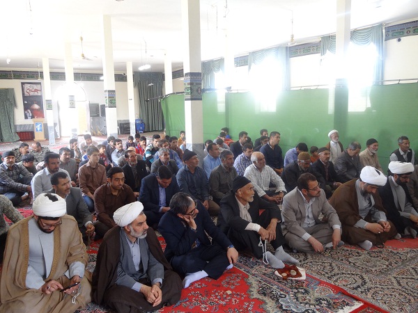 حضور در نمازجمعه شهر حصار گرمخان